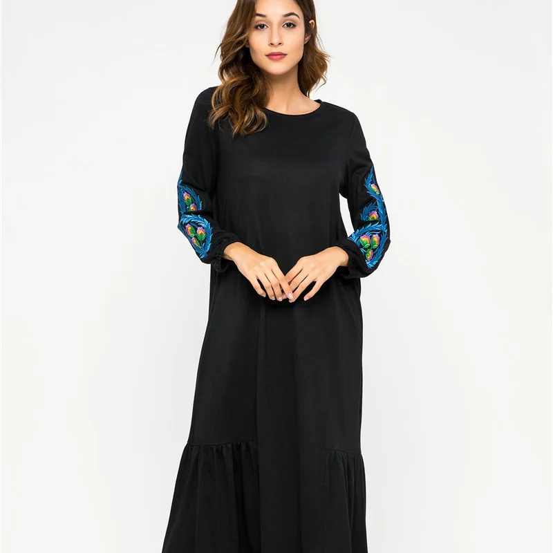 

2021 New Muslim Middle East Dubai Islamic Embroidered Large Swinging Long Sleeve Temperament Dress Ensemble Femme Musulmane