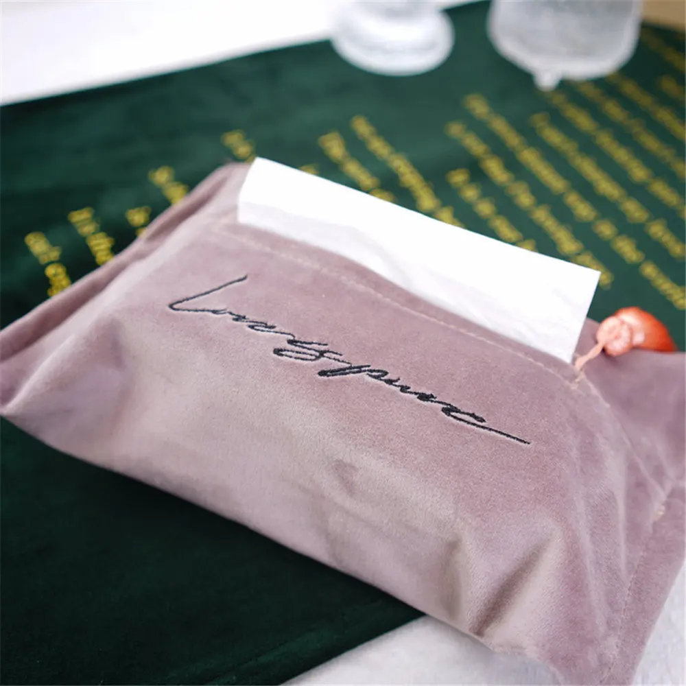 Бархатная сумка для хранения салфеток премиум класса с вышивкой и кисточкой в