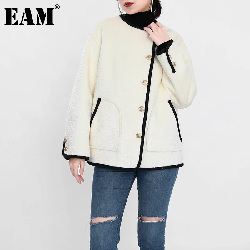 

[EAM] Loose Fit Faux Lambwool Big Size White Jacket New O-neck Long Sleeve Women Coat Fashion Tide Autumn winter 2022 1DE358000