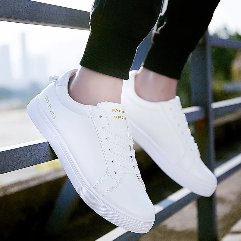 

Men Sneakers 2021 Fashion Men Casual Shoes White Shoes Boys Shoes Slip On Men's Sports Shoes Lightweight Leather Casual Shoes