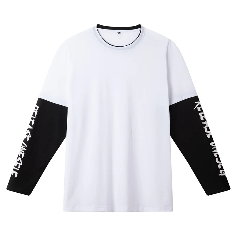 

Hoodies & Sweatshirts