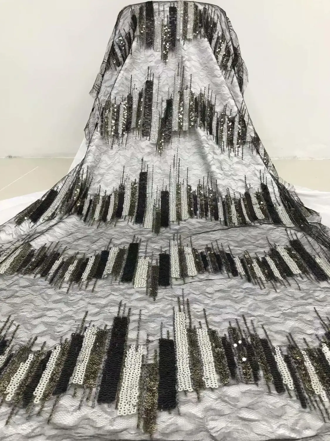 

New arrival French Sequin combination Design 2020 Africa Mesh gauze Lace Nigeria Tulle Sequin Lace fabric for Wedding Dress