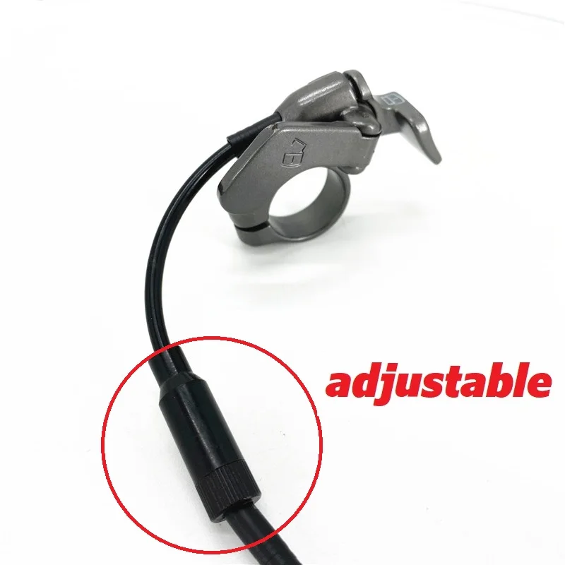 Устройство для удаленной блокировки вилки SR SUNTOUR XCM XCR Raidon на рулевой вынос: сборка рычага, амортизационного стержня и кабеля управления.