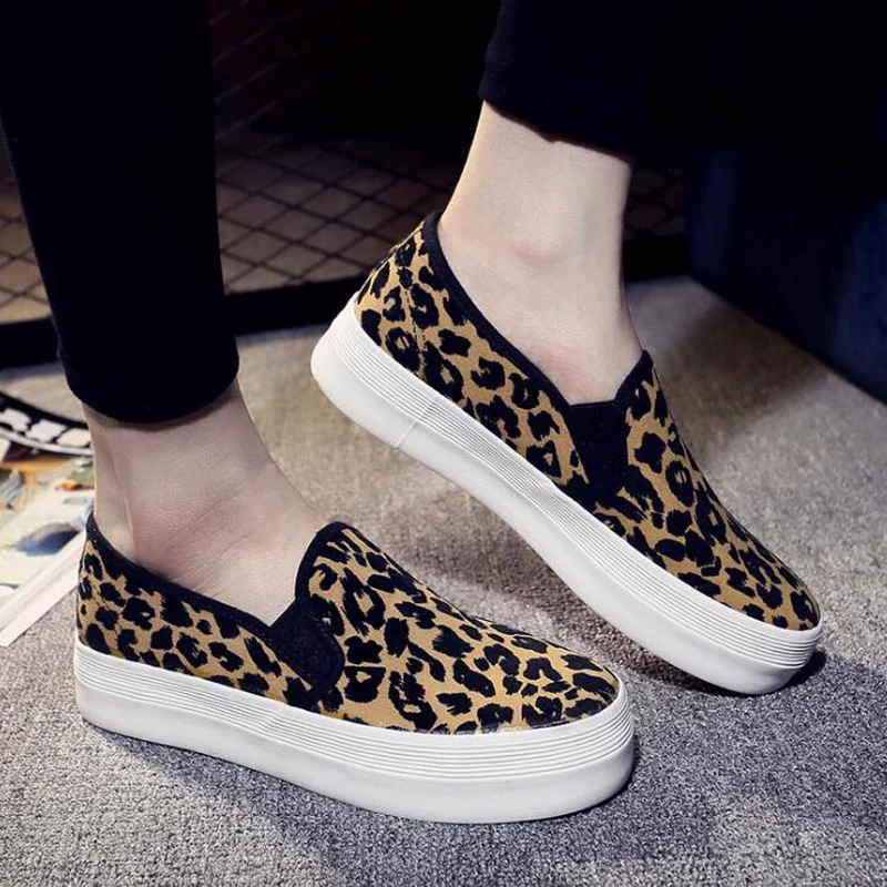 Женские кроссовки с круглым носком леопардовые парусиновые туфли