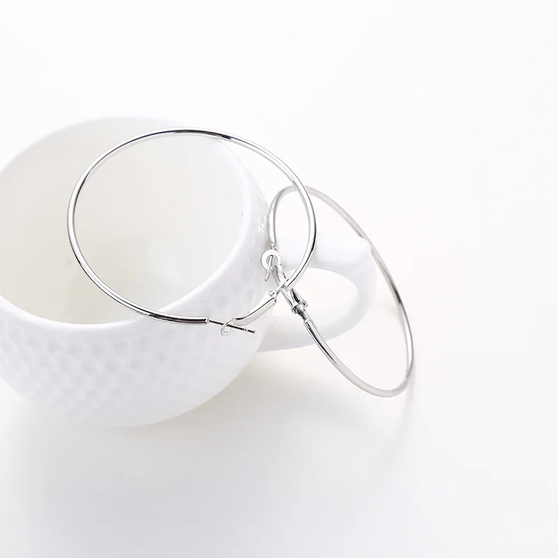 Трендовые большие серьги круглые гладкие баскетбольные брендовые знаменитостей