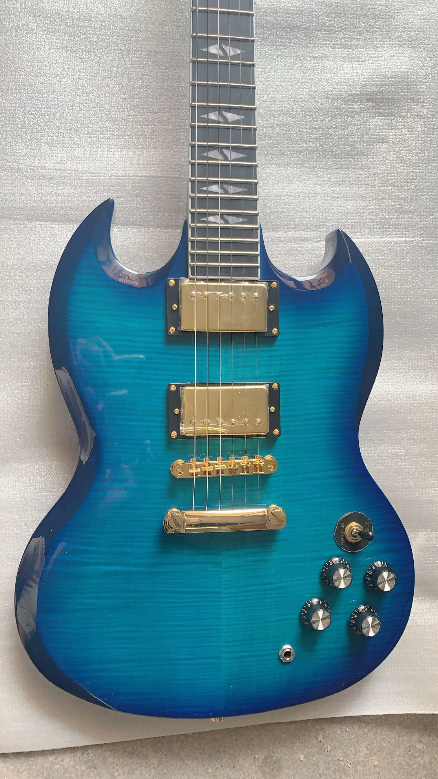 Новое поступление 6-струнная Электрогитара SG высшего качества в Blue Burst 190705 |