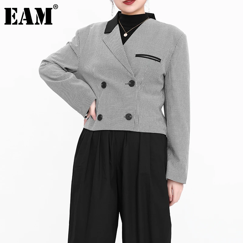 

[EAM] Women Black Plaid Irregular Short Blazer New Lapel Long Sleeve Loose Fit Jacket Fashion Tide Spring Autumn 2022 1DE015101