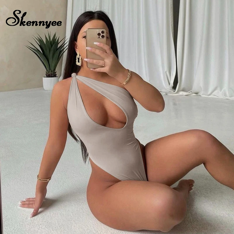 

Skennyee One Shoulder Bodysuit Cut Out Casual Sleeveless Playsuit Hollow Out Summer Jumpsuits For Women 2021
