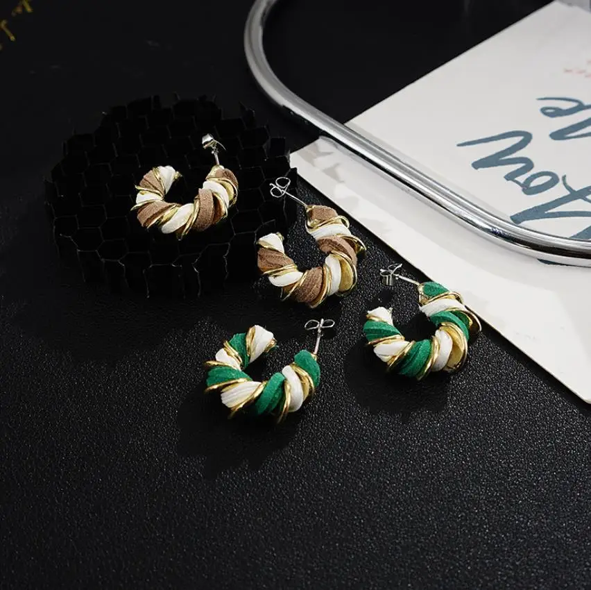 

Green unique design personality fashion c-shaped autumn winter women eardrop classic twist geometry lady charm eardrop
