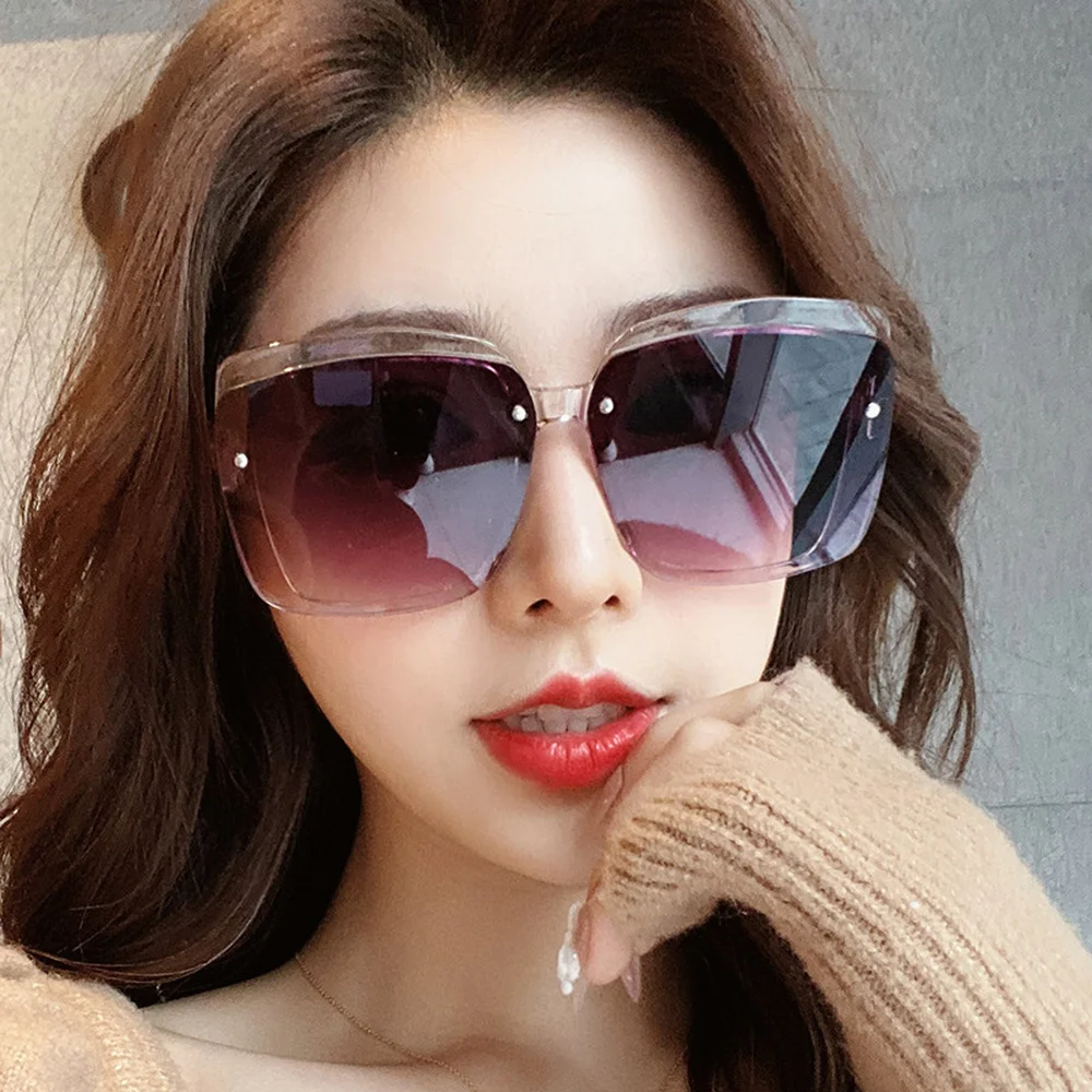 

Classic Vintage Square Sunglasses Female Oversized Gradient Lenses Eyeglasses Woman Men Retro Black Sun Glasses Shades Goggle