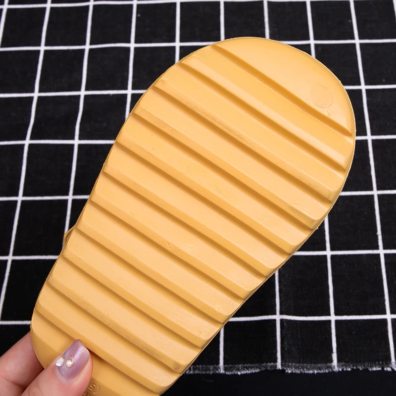 Домашняя обувь для детей однотонные детские сандалии отдыха летние модные