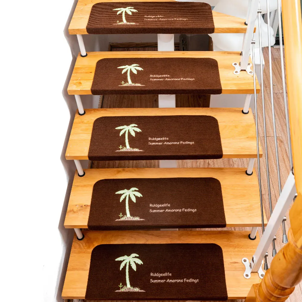 Ночной люминесцентный коврик нескользящий клейкий для лестницы защитный