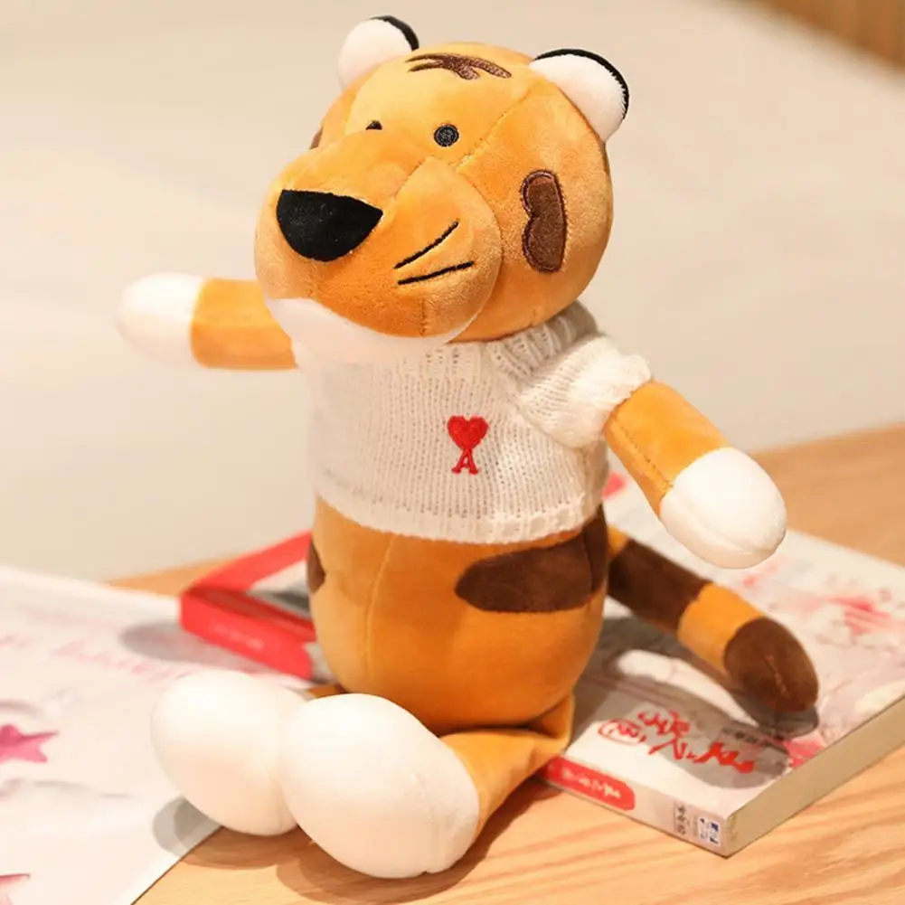

Decorative Exquisite Embroidery Daniel Tiger Plush Toy for Entertainment
