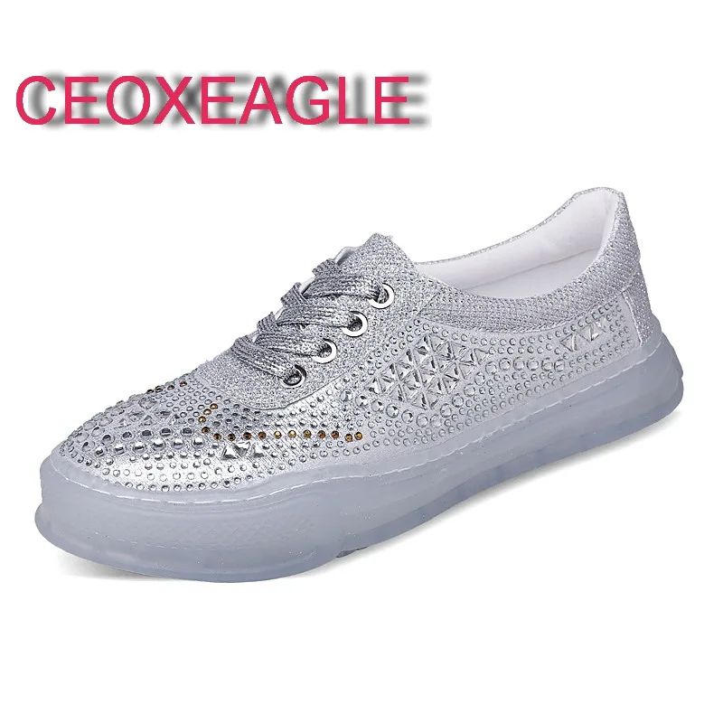 Женские кроссовки из лакированной кожи на плоской подошве|Обувь без каблука| |