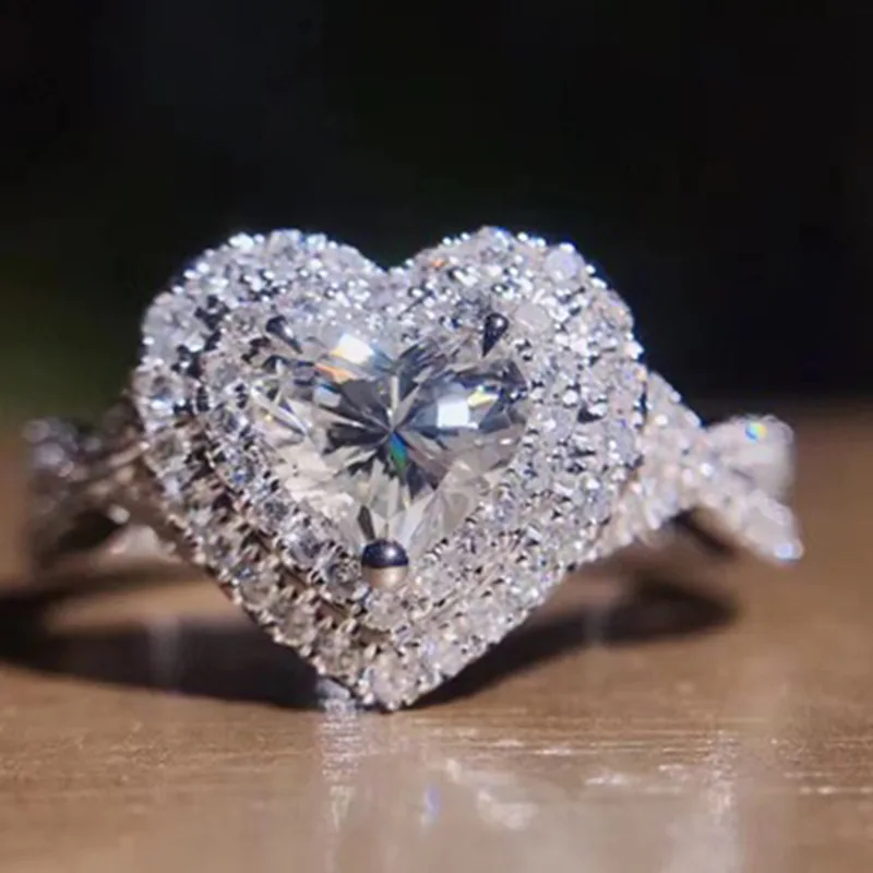 

2021 New Trendy AAA Shine Zircon Heart Wedding Rings For Women Luxury Silver Plated Female Bride Jewelry Valentine Party Gifts