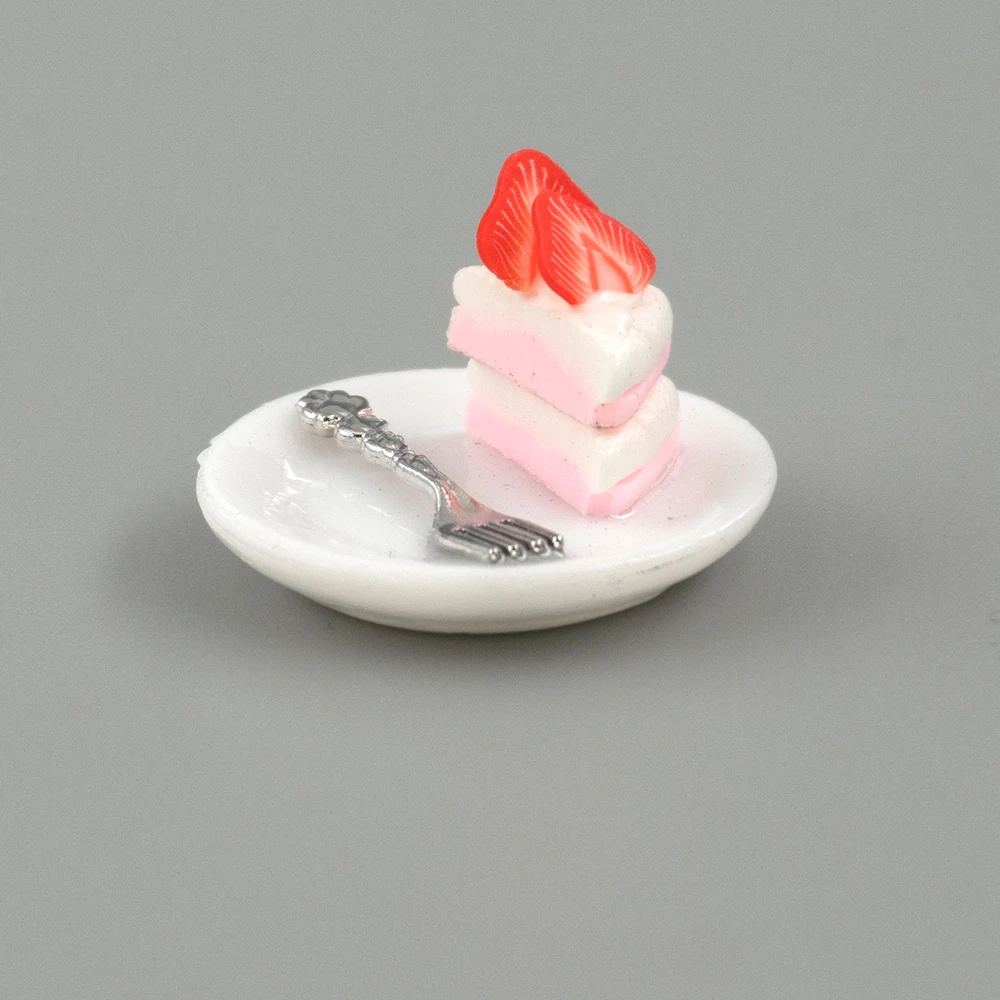 

1Pcs 1/12 Dollhouse Miniature Accessories Mini Resin Cake Plate Simulation Dessert Food Model Toy for Doll House Decoration ob11