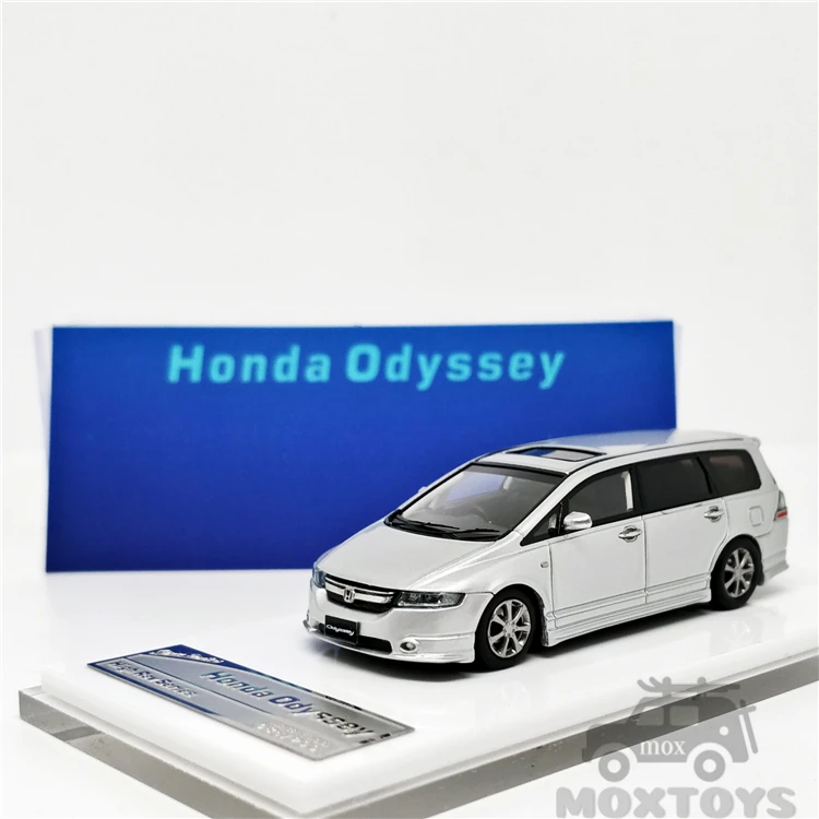 Автомобиль стойки охотников 1:64 Honda Odyssey MVP фиолетовый/Серебряный LHD модель