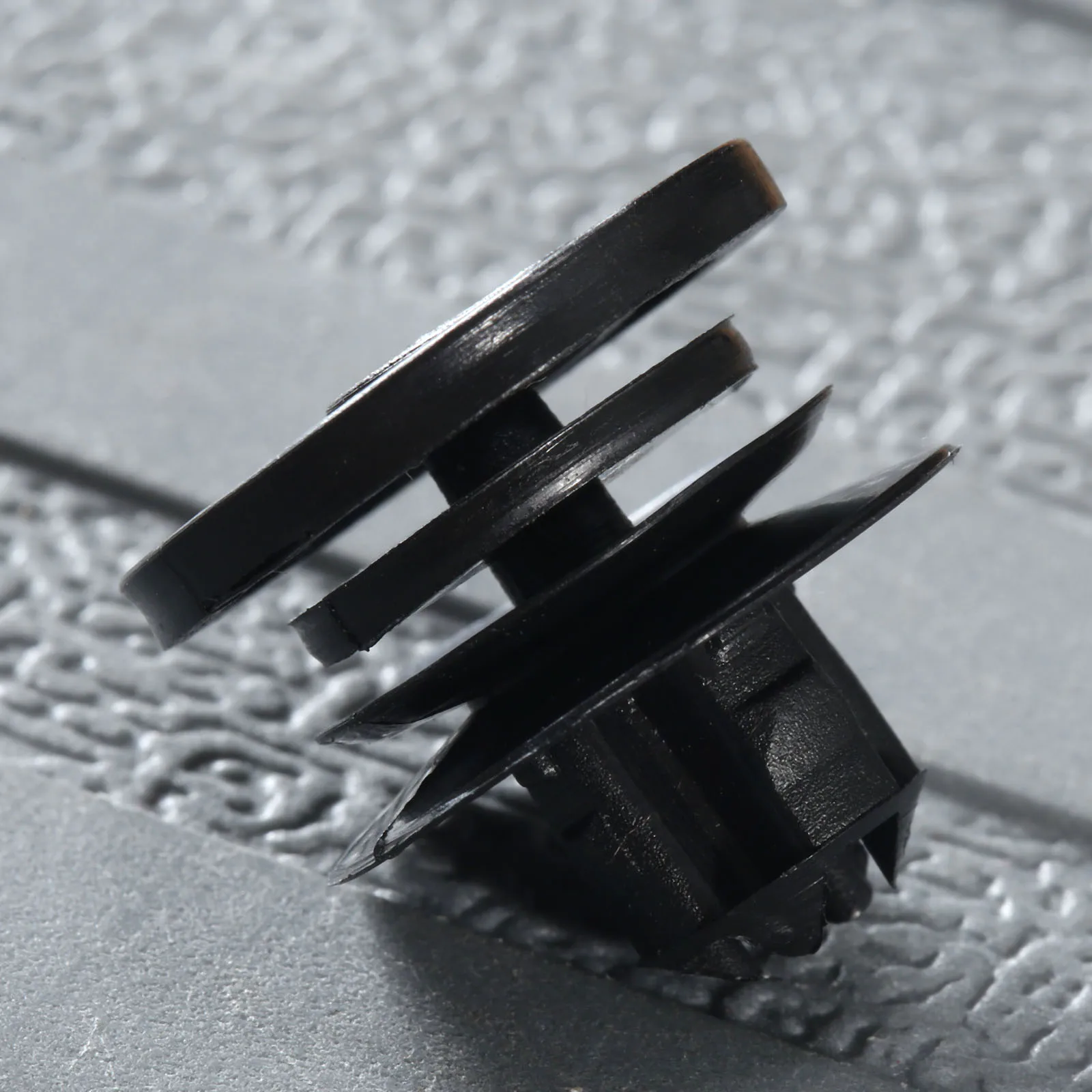 50 шт. пластиковые заклепки Крепежные Зажимы 10 мм отверстие Автомобильная дверь