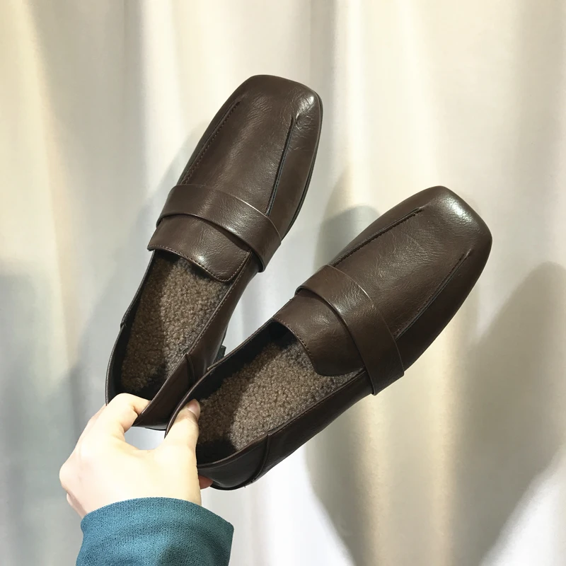 Женские теплые тонкие туфли простые бархатные в британском студенческом стиле с