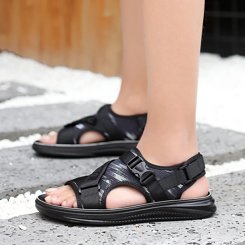 

Sandale Homme Sandalias De Hombre Mens Gladiator Sandals Summer Geta Men Hollow Breathable Beach Rubber Sandal Shoes Shoe