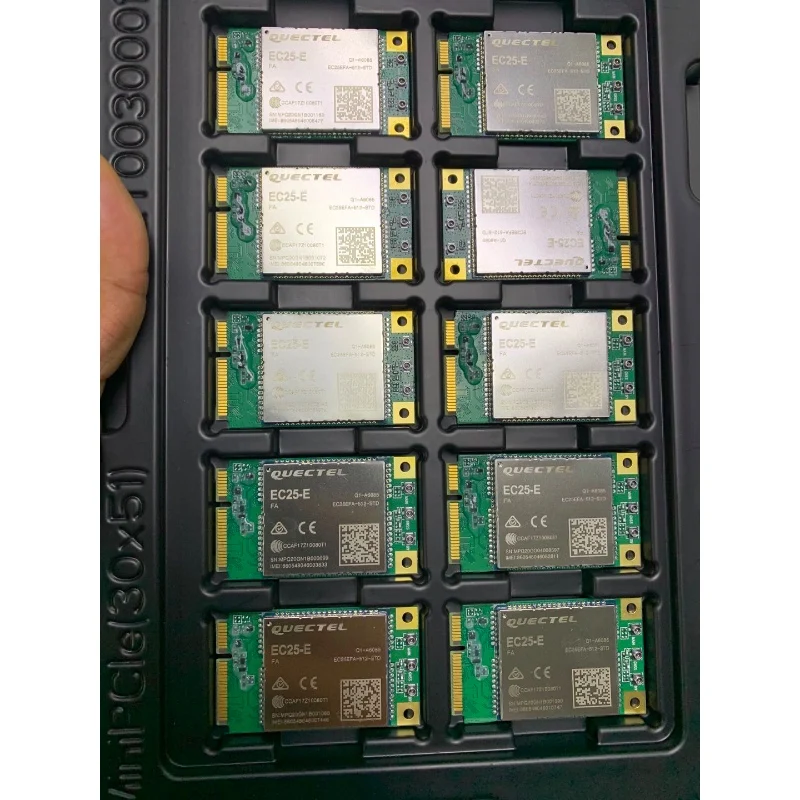 Quectel EC25-E MiniPCIe EC25EFA-MINIPCIE LTE Cat-4 модуль 150 Мбит/с для EMEA/Кореи/Таиланда/Индии |
