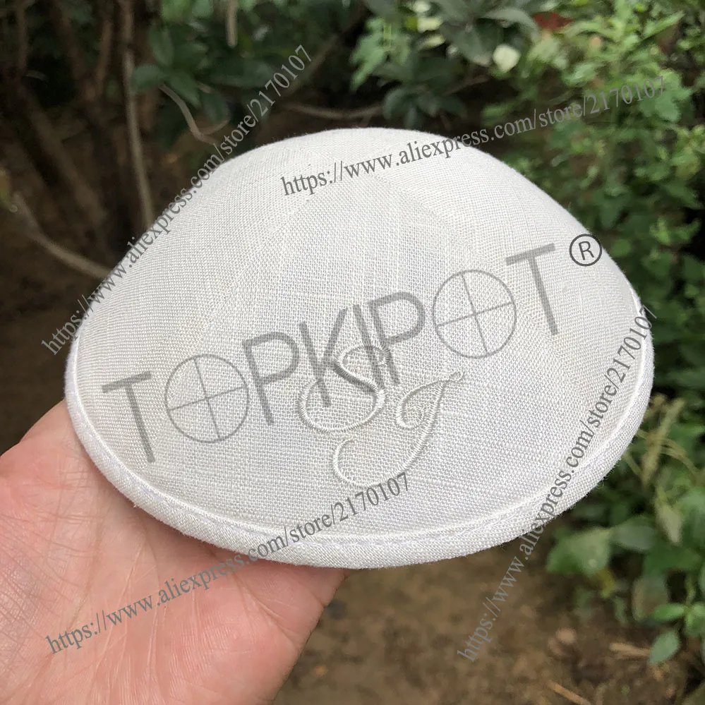 KIPPA цвета слоновой кости KIPOT KIPPOT с бежевой вышивкой | Тематическая одежда и