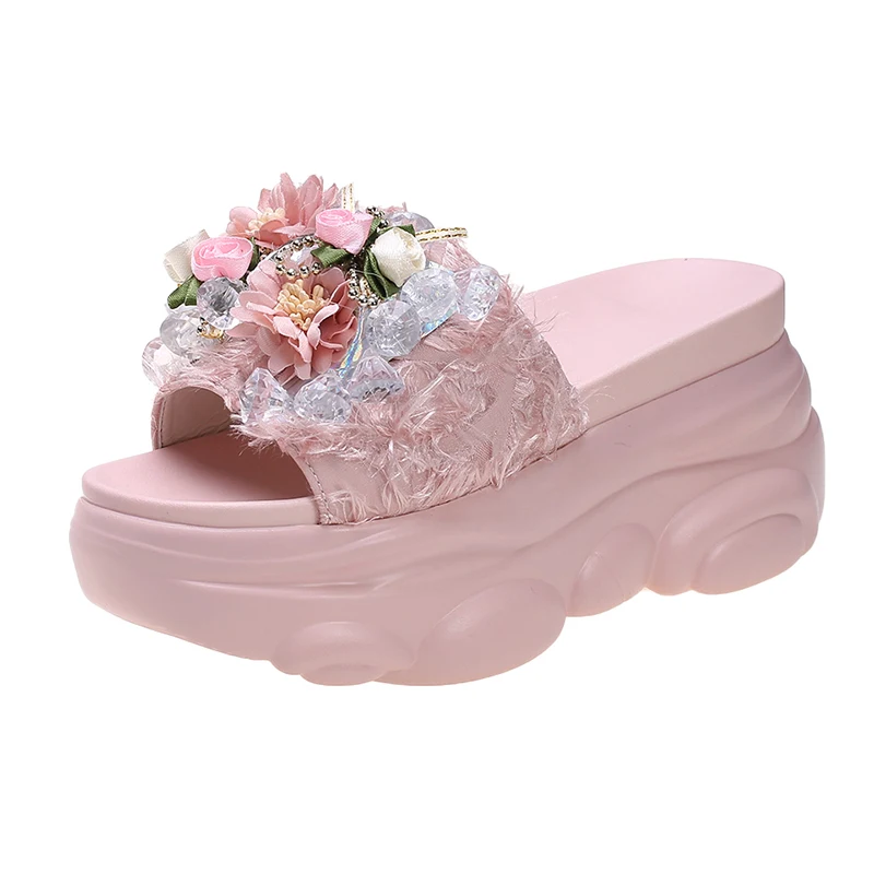 

Summer Fashion Leisure Flower Crystal Ladies Slippers Exquisite Thick-Soled High-Heeled Beach Slippers Waterproof Platform.