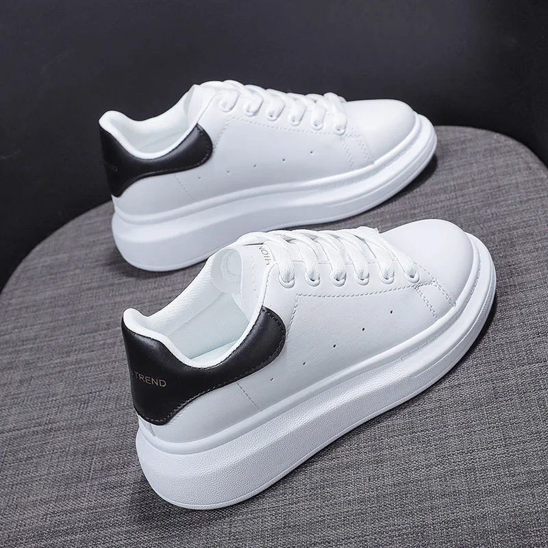 

McQueen small white shoes women's thick soled shoes sports shoes spring and autumn versatile large women's shoes spring pop