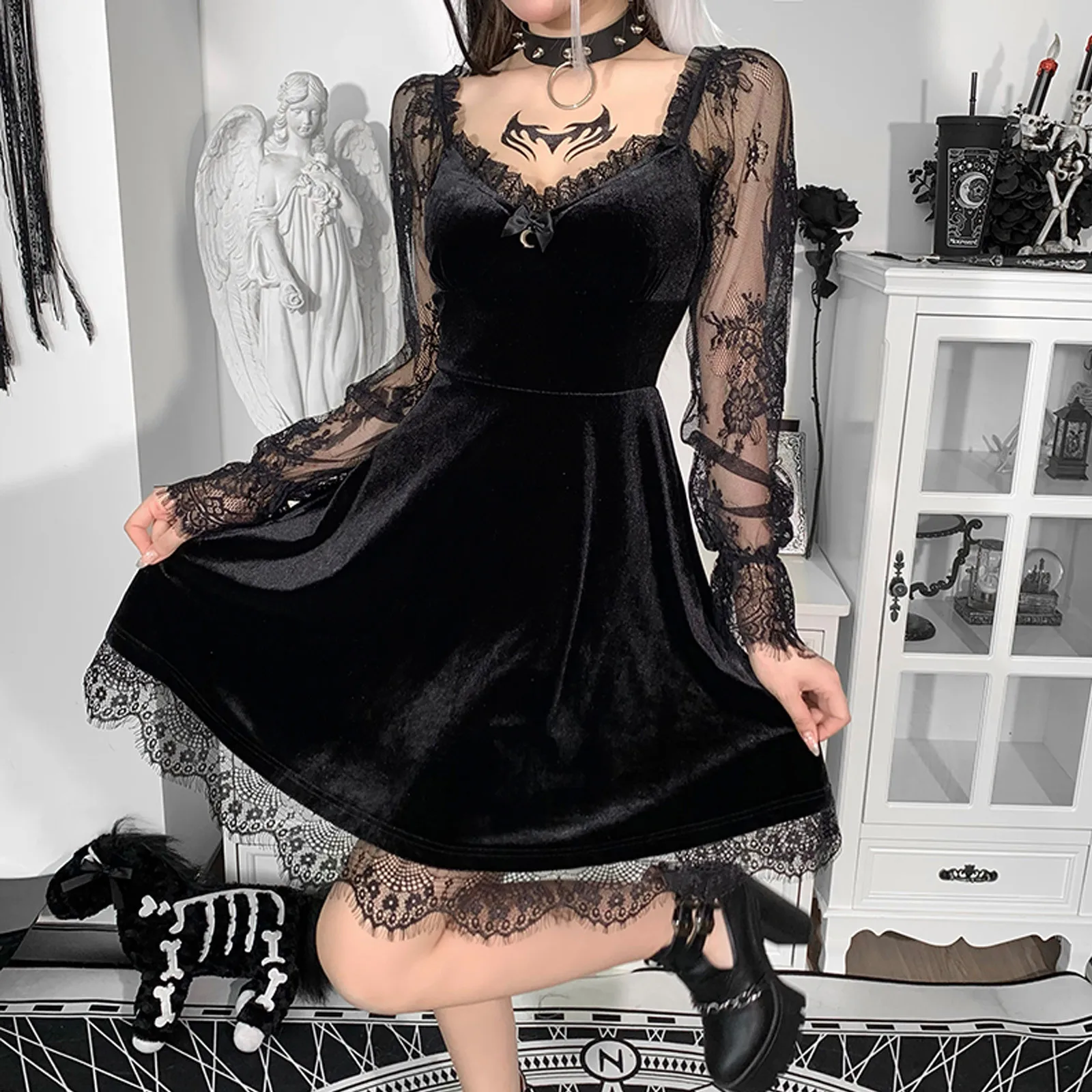 

Gothic Women Dresses Sexy Perspective Mesh Sleeve Mini Dress Sexy V-neck Punk Lace Bandage Pleated Party Dress Black Vestidos L