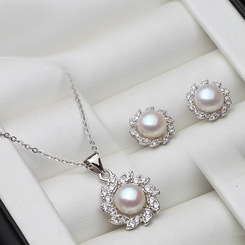 Купи Real White Black Natural Pearl Earring And Necklace For Women, Trendy Flower Wedding 925 Silver Pendant Earring Fine Jewelry за 578 рублей в магазине AliExpress