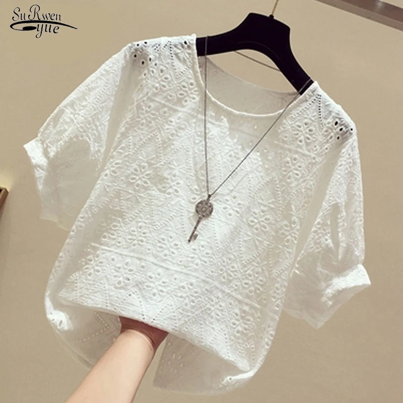

Fashion New Small Blouse Women White Blouse Korean Summer Shirts Hook Floral Short Sleeve Lace Shirt White Lace Top Women 15379