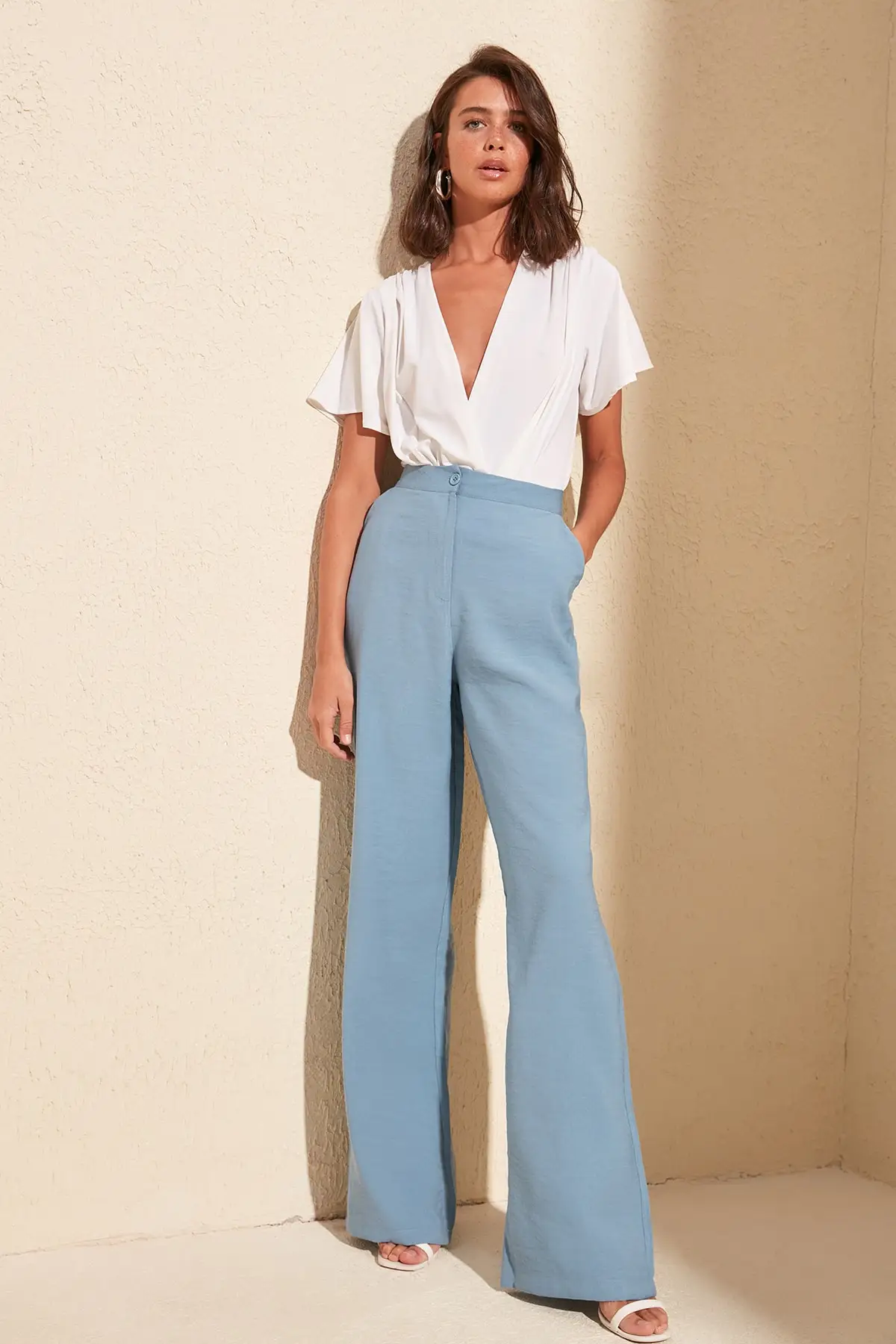 

Trendyol Classic Pants TWOSS20PL0028