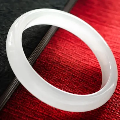 

Белый браслет из агата и халцедона 54-64 мм, Элегантные украшения принцессы для мамы и девушки