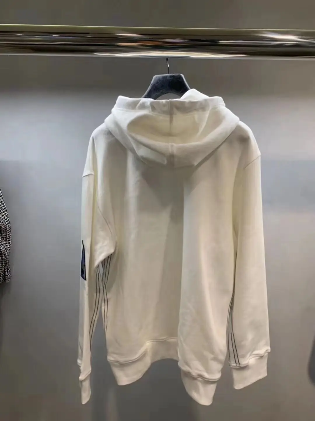 

High Quality Spring and Summer New Alliance Sports and Leisure Hooded Pullover All-match Sweater Women and Men