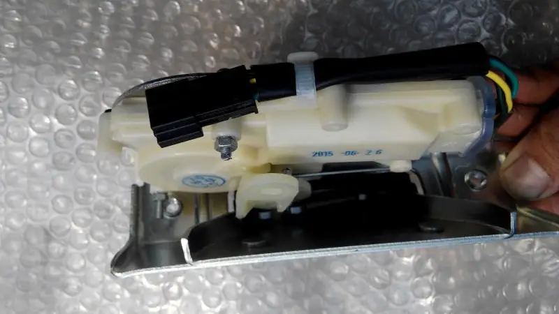 Комплект замков для заднего багажника 2 модели китайских автомобильных