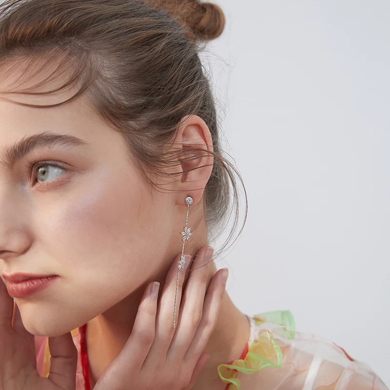 Xinwei 2020 Новые простые темпераментные серьги с кисточками и цветами для женщин