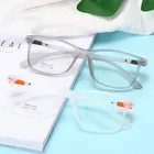 Очки с прозрачными линзами в стиле ретро