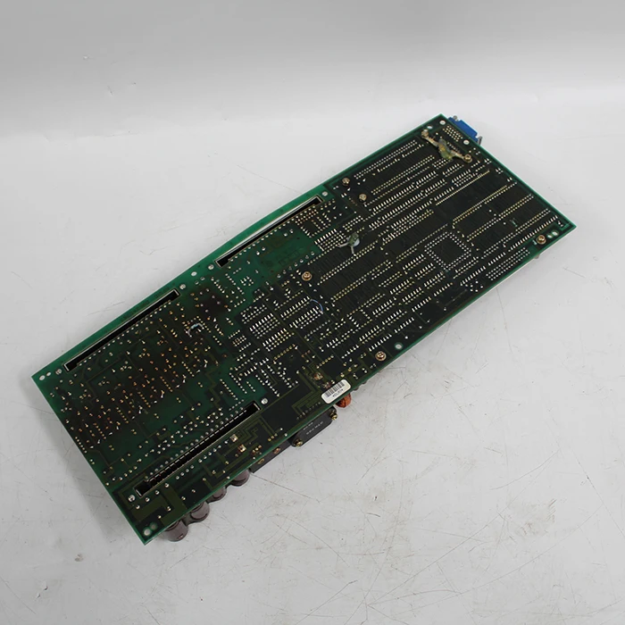 Плата сервопривода RF01C BN624E763G51 RFOIC FRO1C используется в хорошем состоянии с 3
