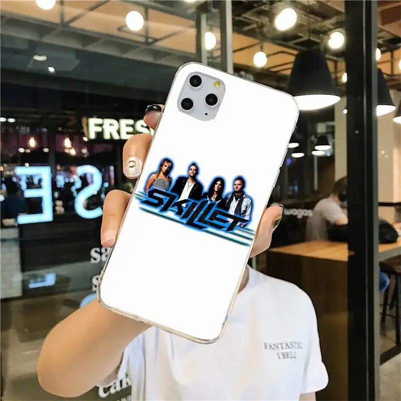 

HUAGETOP RISE SKILLET Bling Cute Phone Case for iPhone 11 pro XS MAX 8 7 6 6S Plus X 5S SE 2020 XR cover