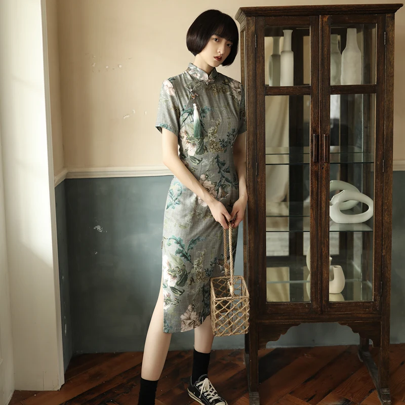 

Элегантное модифицированное платье-Ципао средней длины в китайском стиле новинка для молодых девушек осень 2020