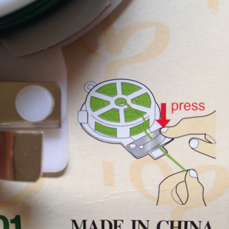 

30M/60M/90M Plant Twist Tie with Cutter Sturdy Green Coated Wire for Gardening Home Office Reusable Wire Cable with Slicer 2021