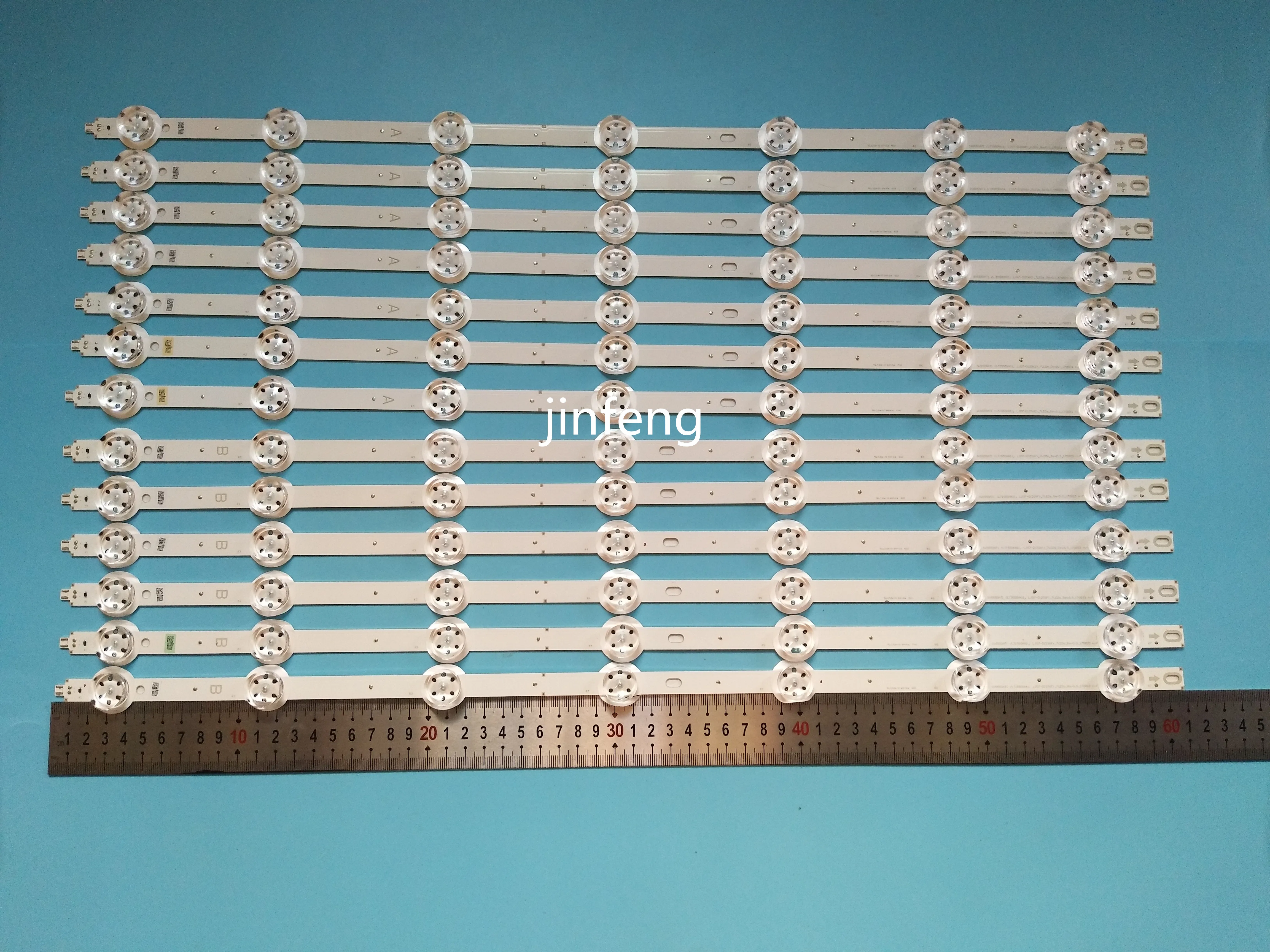 

100% originl new LED Backlight Lamp SVS550AF3 LJ07-01236A LJ07-01256B For Sam sung 55inch screen LTI550HN11 1set=13pcs