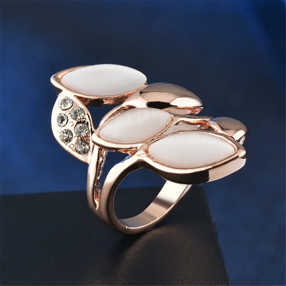 Великолепные листья опал кольца винтажные инкрустированные оболочки зеленое