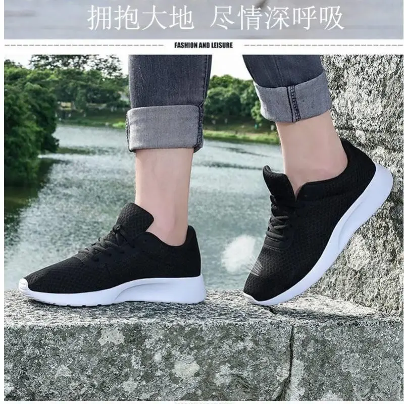 

2021 Sports Shoes Light Low Running Shoes Lace Flat Shoes Men and Women Sports Shoes Summer Black Couple Shoes 35-44 Large Size