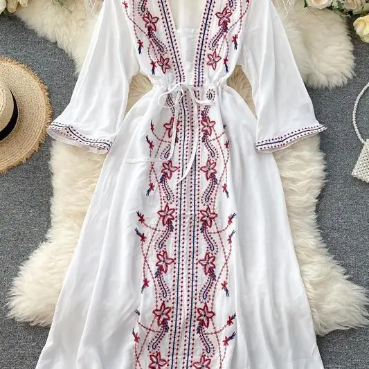 

Autumn Embroidery Floral Dress Women Long Sleeve Vintage Folk Custom Dress Elastic Waist Loose A-line Vacation Dress Robes