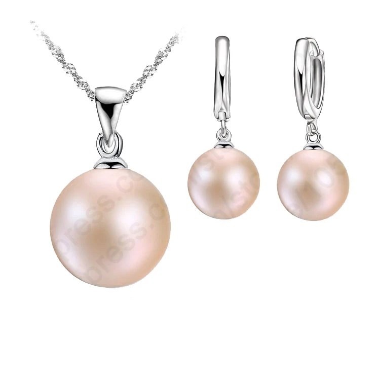 Набор украшений из ожерелья и сережек кольца с натуральным жемчугом серебра 925