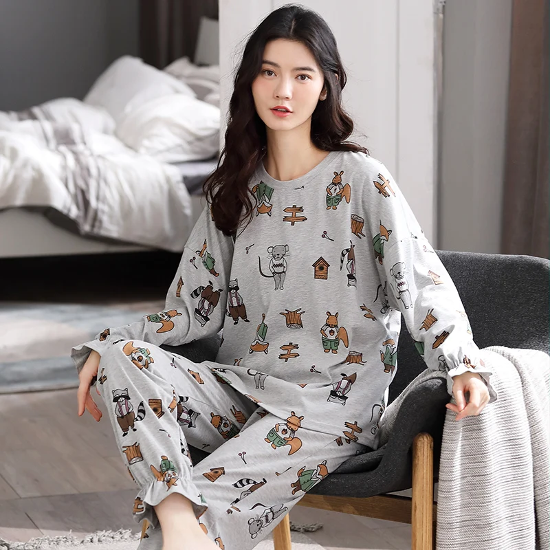 

Пижама женская осенне-зимняя, теплая, с принтом в виде маленьких животных, свободная, размера плюс