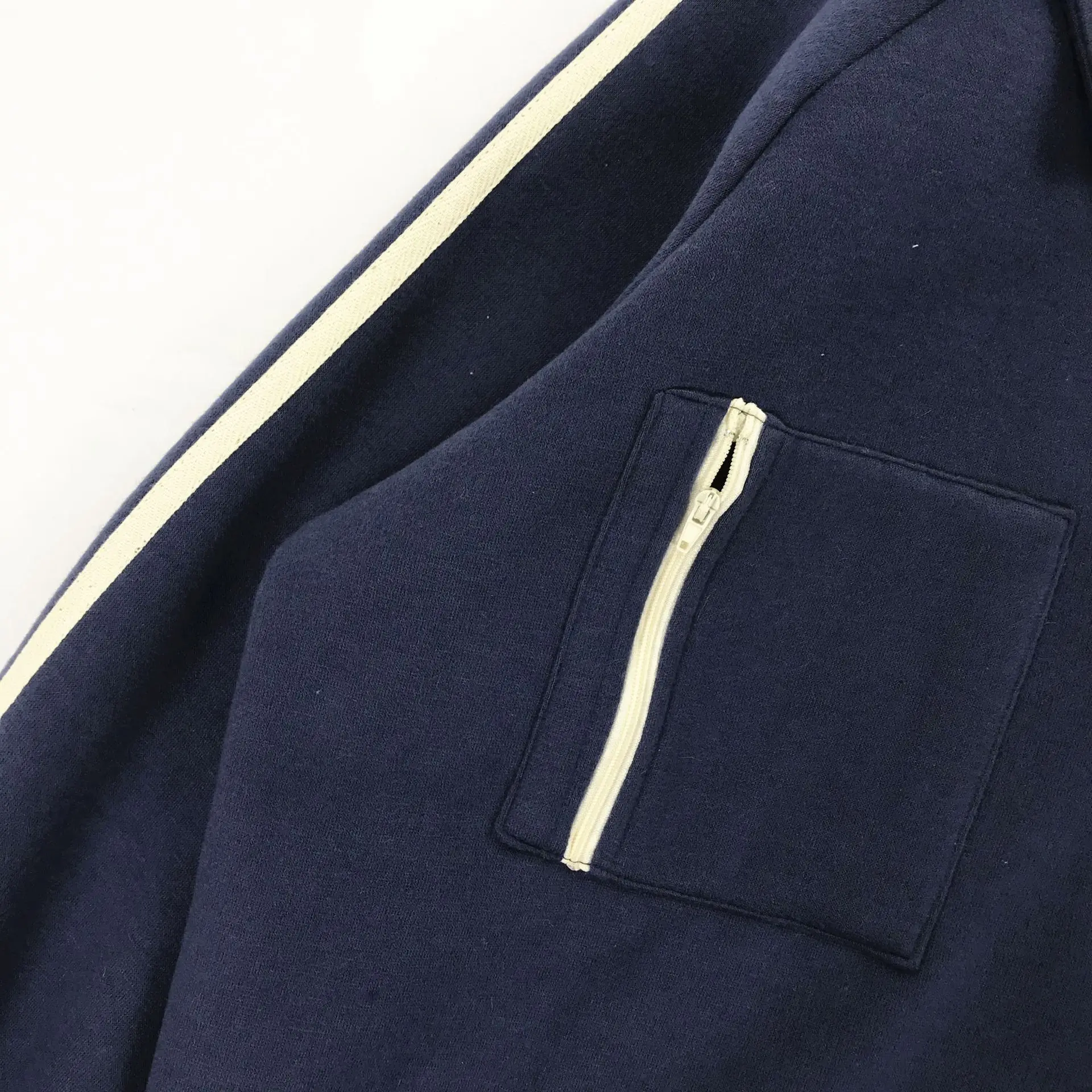 Женская рубашка поло в консервативном стиле с вышитым карманом спортивная