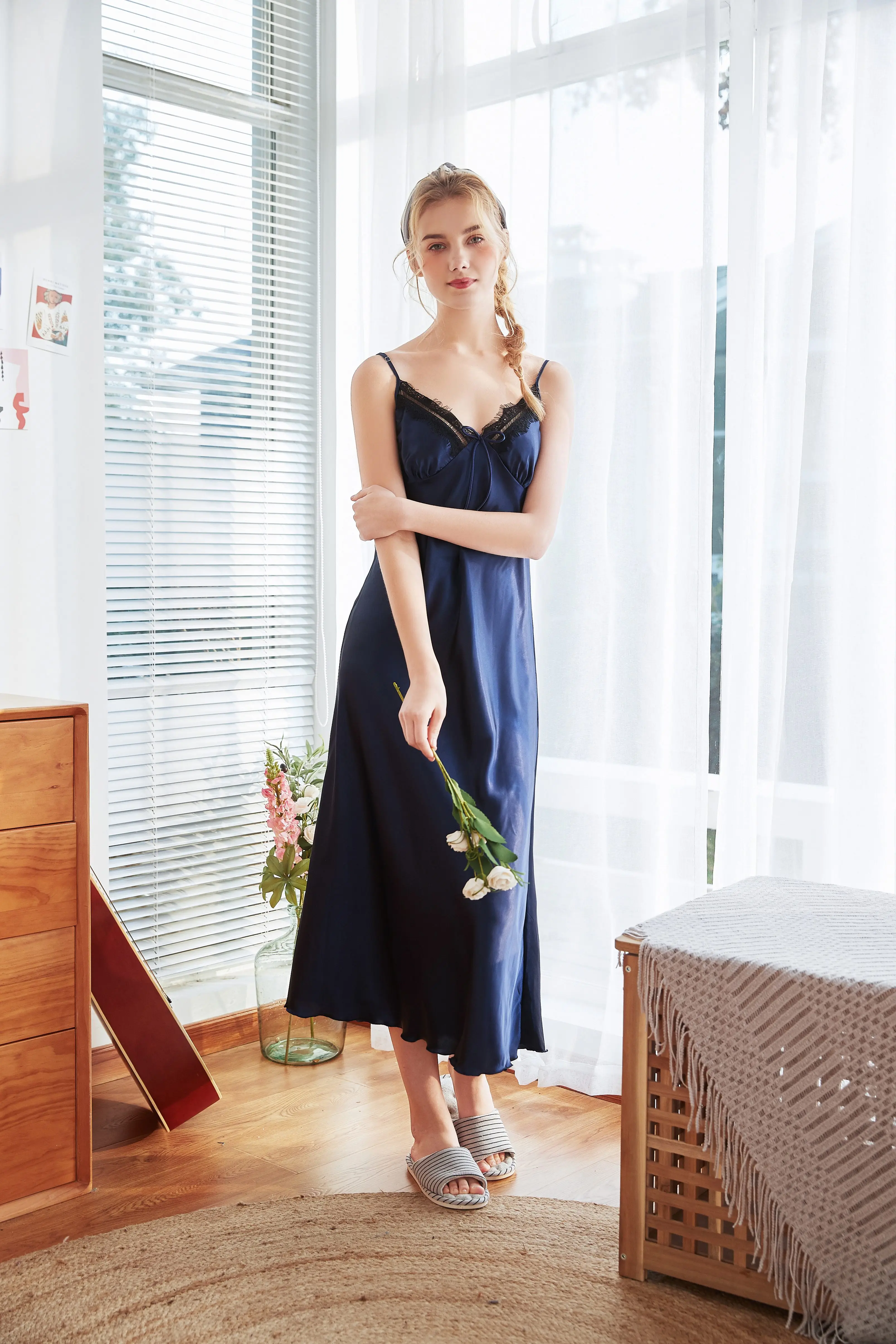 Новое платье на бретельках длинная юбка Сексуальная Женская атласная однотонная