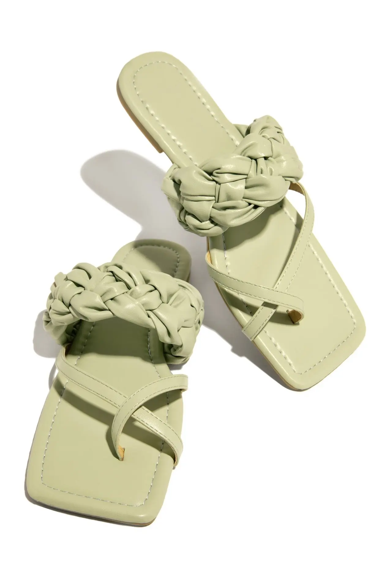 

Big Size Shoes Woman 2021 Low Slippers Flat Pantofle Candy Colors Rubber Flip Flops New Summer Hawaiian Hoof Heels Slides PU Rom